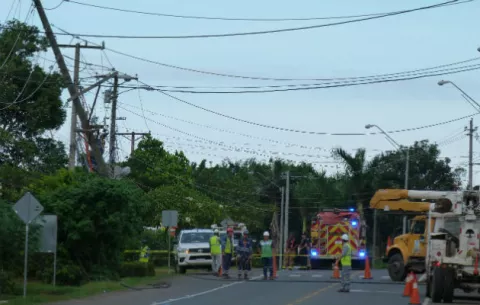 Más de 15 horas sin electricidad en Herrera
