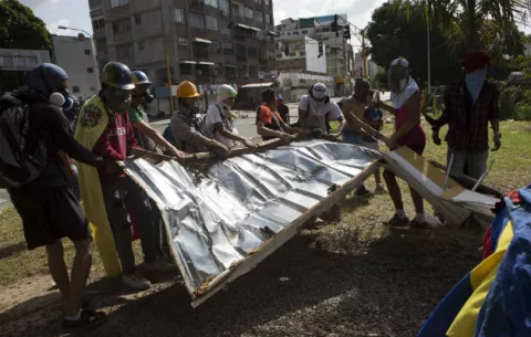 China pide a EE.UU. que respete el principio de no injerencia con Venezuela