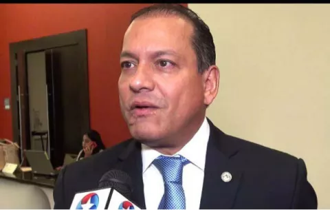 Credenciales ratifica a Grimaldo como nuevo gerente de Zona Libre de Colón