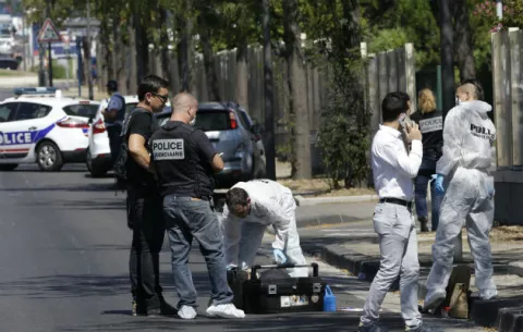 Doble atropello deja un muerto y un herido en Marsella