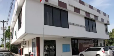 Condenan a colombiano por maltratar a pareja en hotel de playa de Coclé