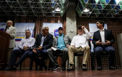 Oposición venezolana insta al cierre de calles en rechazo a la Constituyente