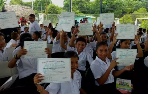 Estudiantes coclesanos dicen No a las pandillas 