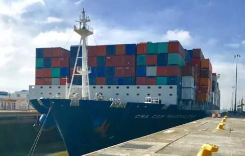Ingresos por peajes del Canal de Panamá suben 19.7% en primer semestre 2017