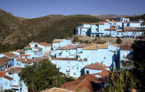 El pueblo español de Júzcar deja de ser el "Pueblo Pitufo"