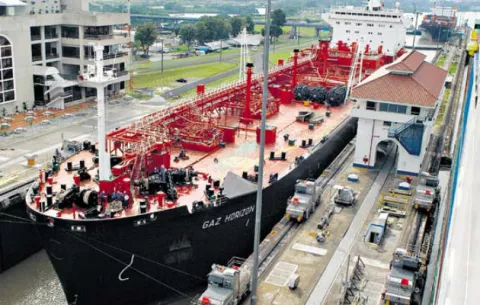 Aumento salarial de prácticos del Canal generarían impacto de $60 millones