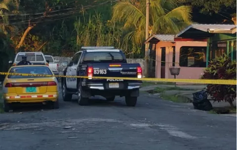 Tras presunta discusión, taxista fallece en Las Huacas de Vacamonte