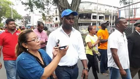 Presidente del Consejo Municipal de Colón lanza advertencia a funcionarios