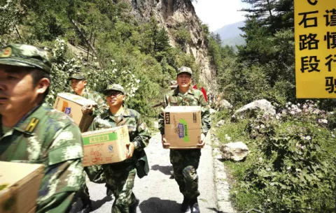 Dos terremotos en menos de 24 horas causan 19 muertos y 280 heridos en China