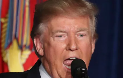 Donald Trump dice que “al final” Estados Unidos ganará en Afganistán 