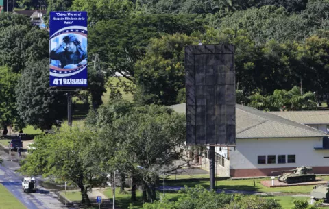 Un hombre muerto y otro "gravemente herido" en el asalto a cuartel venezolano