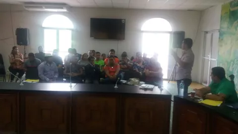 Citan promotores de vivienda frente a queja de moradores
