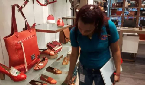 Suspenden  más de 600  anuncios por engañosos   