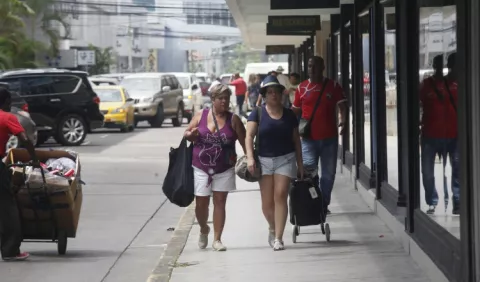 La ZLC no logra recuperar las bajas en su actividad 