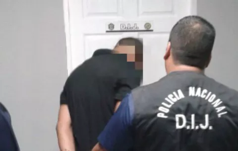 Autoridades ticas atrapan a panameño buscado por homicidio