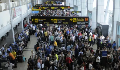 Aeropuerto gasta unos $3 millones en miles de pasajeros varados