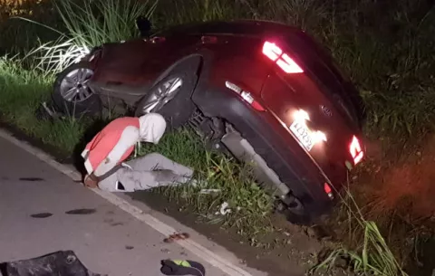 Capturan a dos sujetos que roban auto en residencia de Vacamonte