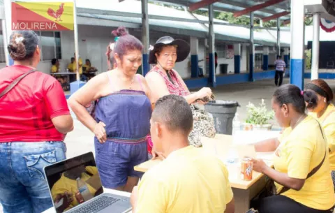 Molirena realiza elecciones internas con 20% de participación