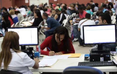 Desde hoy suben las multas por contratación ilegal de extranjeros