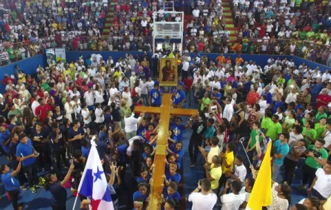 Miles de jóvenes colonenses se preparan para la JMJ