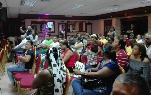 Residentes de La Valdeza rechazan propuesta de empresa
