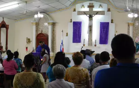 'Fue lo mejor, ser sincero', opinan sobre renuncia de cura de La Villa