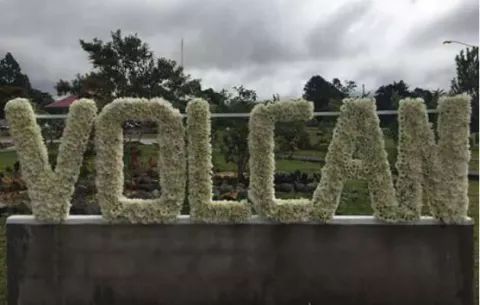 Ultiman detalles para Parada de las Flores en Volcán