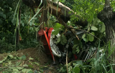 Se salva de milagro tras vuelco de camión en vía Chitré-Pesé
