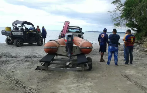 Sigue búsqueda de desaparecido en playa de Chame