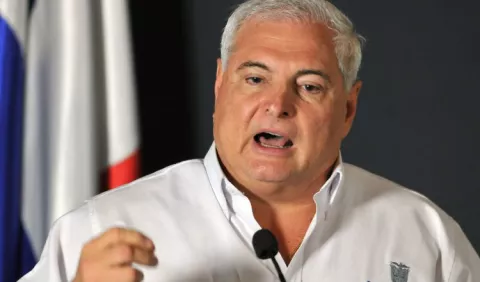 Jueza Cooke pide documentos a la defensa de Ricardo Martinelli
