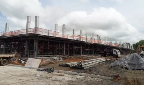 Angustia por atraso en construcción de colegio