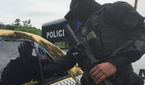 Policías, convertidos en nuevos objetivos para los criminales en el país
