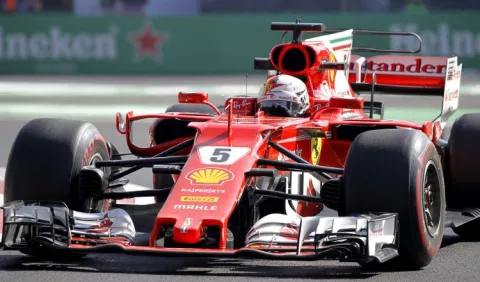 Vettel la pasó mal en los ensayos