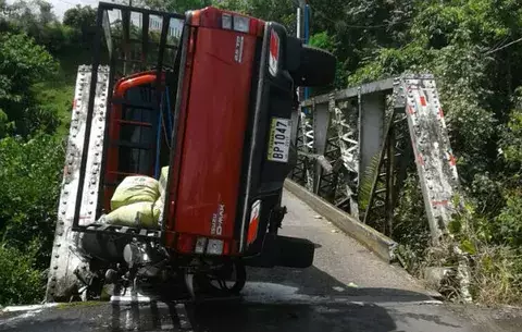 Muere pasajero de camioncito en accidente registrado en Chiriquí