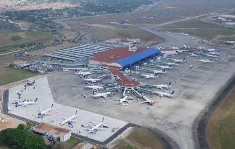 Panamá licitará el rediseño de su espacio aéreo antes de que finalice el año