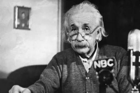  Albert Einstein dejó una propina de un millón y medio de dólares 