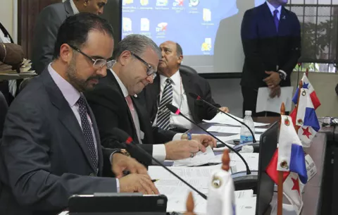Diputados comprometen inversión social con recomendaciones al presupuesto general del Estado
