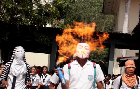 Familiares de estudiantes acusados de terrorismo demandarán al Meduca