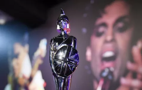 "My Name is Prince"; más de 200 objetos personales del cantante se exponen en Londres