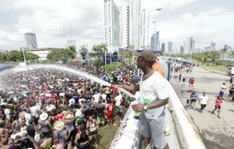 Gobierno otorga a la ATP $2.2 millones para Carnaval 2018