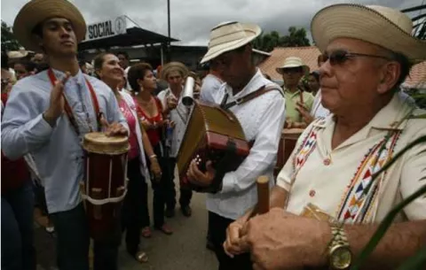 'Ley Pindín' que busca un nombre para la música panameña causa molestias