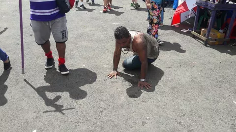 Obispo cuestiona malas prácticas de peregrinos en Portobelo