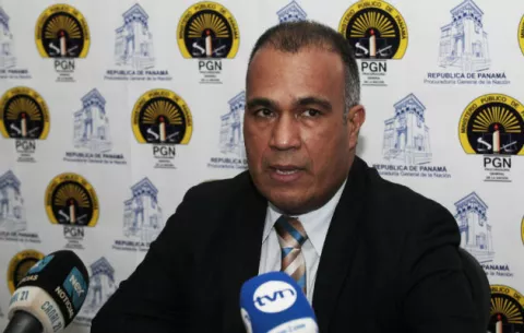 MP no logra explicar por qué no declaró complejo el caso Odebrecht