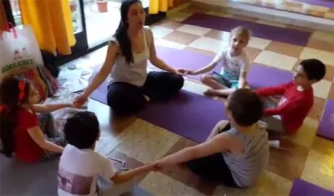 [VIDEO] Yoga para niños: diversión y beneficios