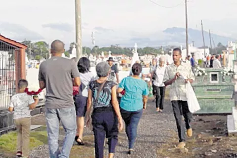Baja asistencia al cementerio por inseguridad