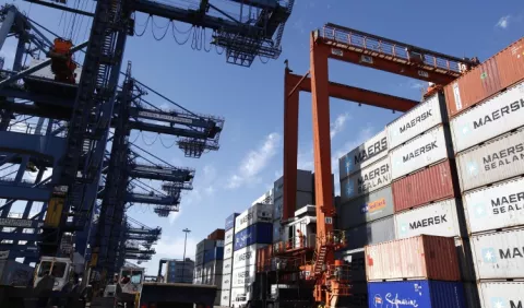 Cepal estima fracaso del comercio de bienes de Panamá en 2017