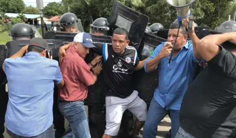 Exigen al Ejecutivo que cumpla promesa de obra