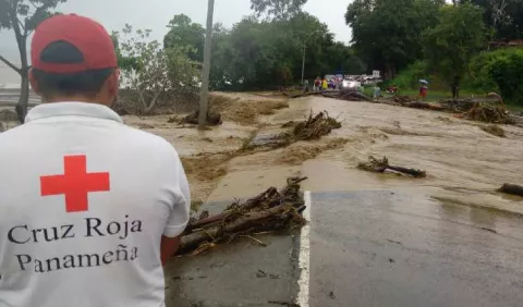 Lluvias hacen estragos en diferentes  regiones