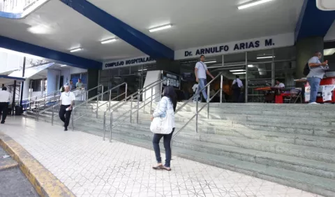 Falta de especialistas agrava crisis de citas