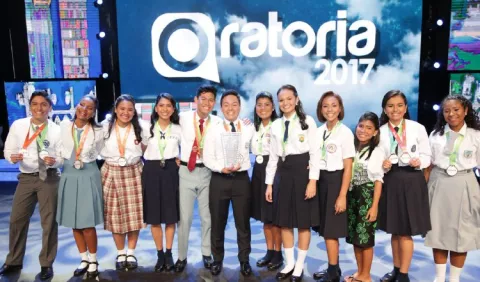 Alejandro Moreno gana Oratoria 2017